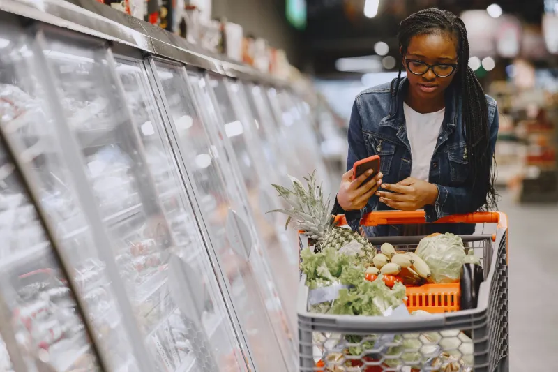 What Actually Ends Up in the Cart: Supermarket Scanner Data Challenges the Organic Household Narrative